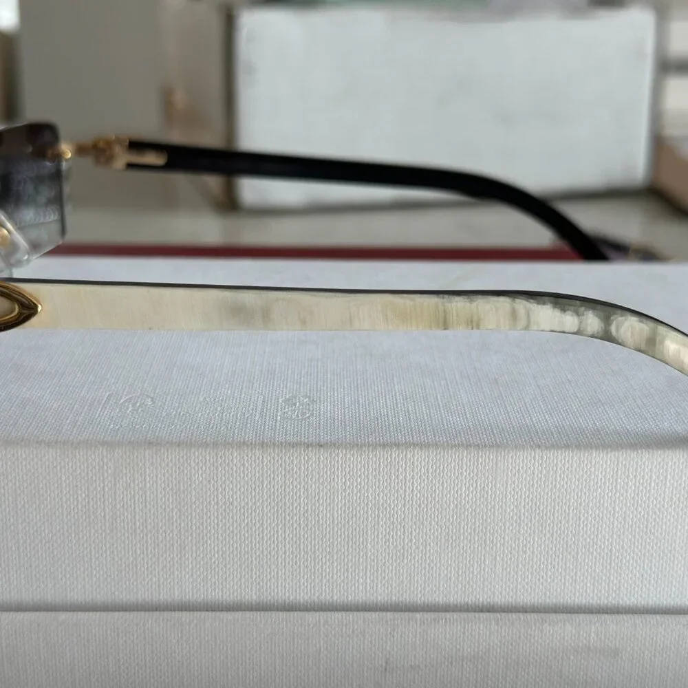Cartier- Genuine Horn - Buff - Custom Lenses - Picture 3 of 4